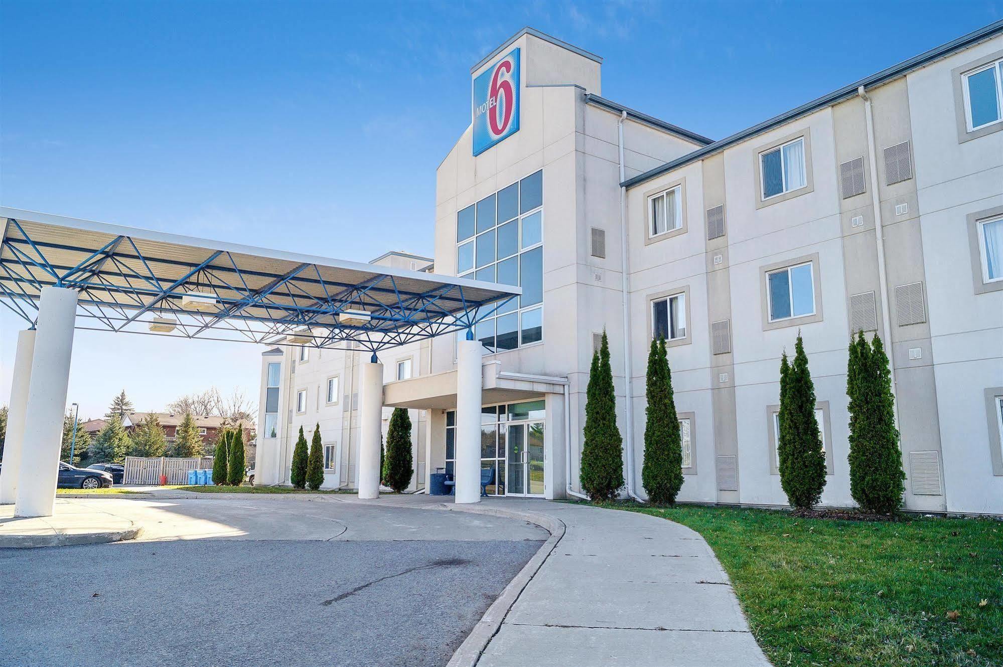 Motel 6-Peterborough, On Luaran gambar